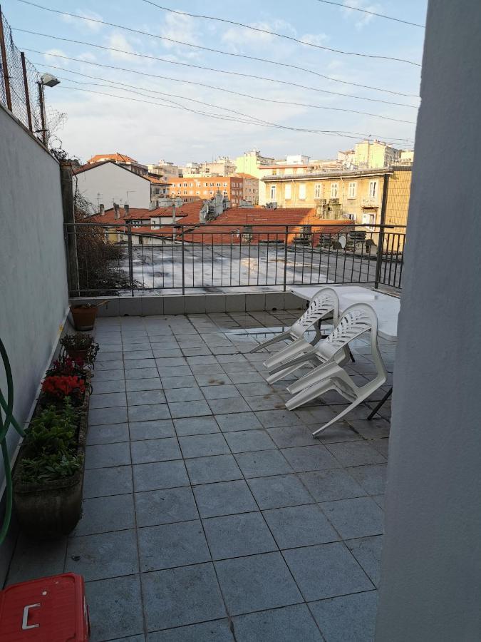 Diana'S House Apartment ตรีเอสเต ภายนอก รูปภาพ